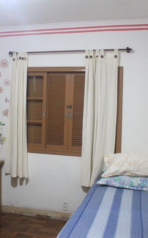 Casa à venda com 315m², 3 quartos e 2 vagasQuarto 2