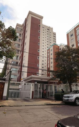 Apartamento para alugar com 113m², 3 quartos e 3 vagasFachada