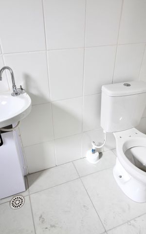 Apartamento para alugar com 55m², 2 quartos e 1 vaga Apartamento para alugar com 55m², 2 quartos e 1 vagaBanheiro