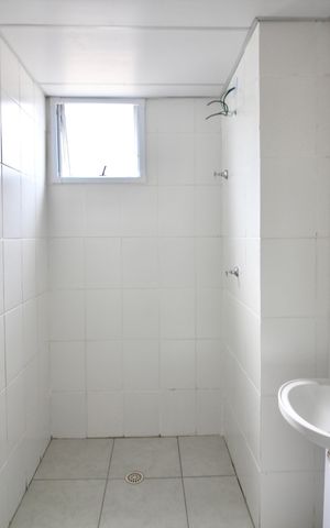 Apartamento para alugar com 55m², 2 quartos e 1 vaga Apartamento para alugar com 55m², 2 quartos e 1 vagaBanheiro