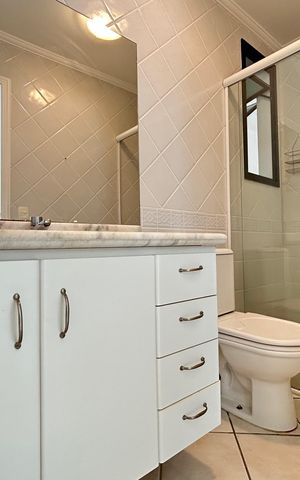 Apartamento para alugar com 77m², 2 quartos e 1 vaga Apartamento para alugar com 77m², 2 quartos e 1 vagaBanheiro Social