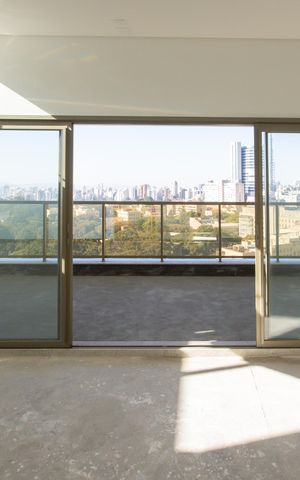 Apartamento à venda com 474m², 3 quartos e 4 vagas Apartamento à venda com 474m², 3 quartos e 4 vagasSala