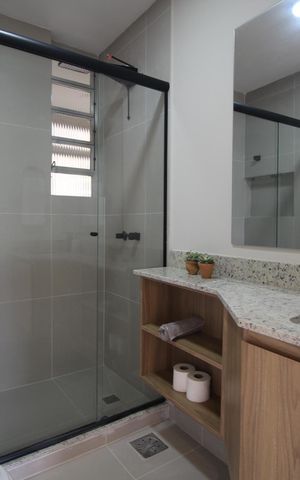 Apartamento à venda com 86m², 2 quartos e sem vagaBanheiro