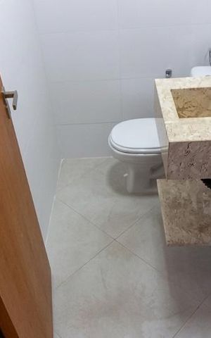 Casa de condomínio para alugar com 85m², 2 quartos e 2 vagasBanheiro