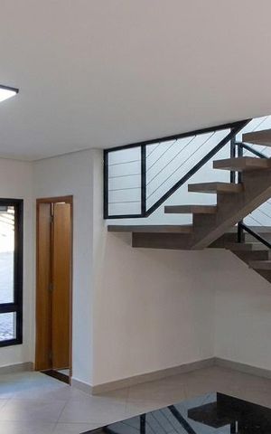 Casa de condomínio para alugar com 85m², 2 quartos e 2 vagasSala