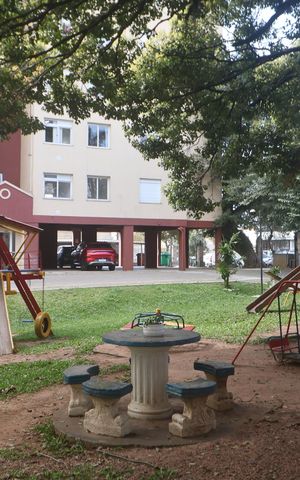 Apartamento para alugar com 56m², 2 quartos e 1 vagaÁrea comum - Playground