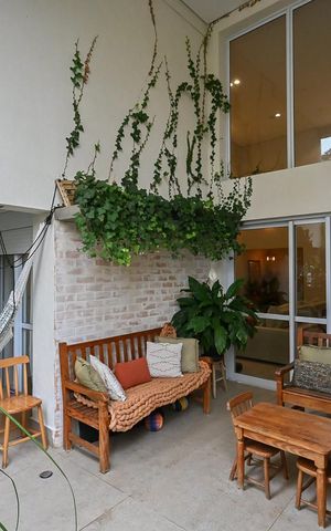 Apartamento para alugar com 185m², 4 quartos e 3 vagasVaranda