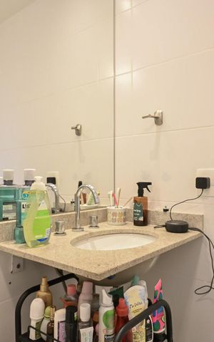 Apartamento para alugar com 185m², 4 quartos e 3 vagasBanheiro Suíte 2