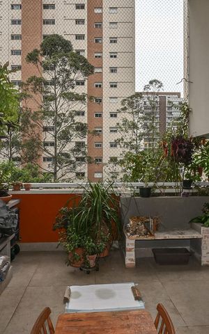 Apartamento para alugar com 185m², 4 quartos e 3 vagasVaranda