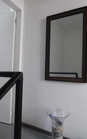 Casa à venda com 65m², 2 quartos e 1 vagaHall