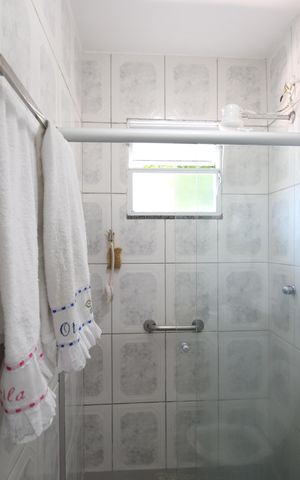 Casa à venda com 65m², 2 quartos e 1 vagaBanheiro da suíte 2