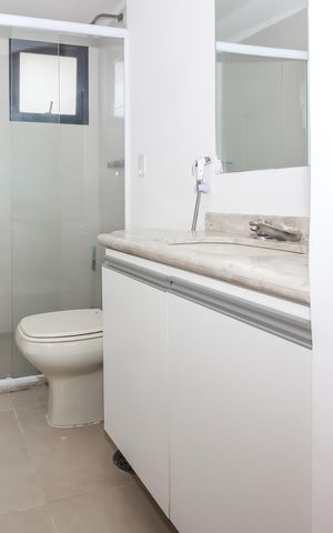Apartamento para alugar com 165m², 3 quartos e 2 vagasBanheiro da Suíte 1
