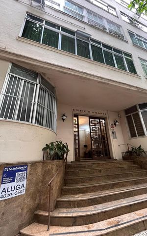 Apartamento para alugar com 159m², 3 quartos e 1 vaga