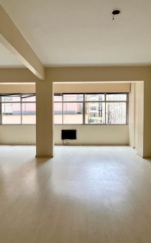 Apartamento para alugar com 159m², 3 quartos e 1 vaga