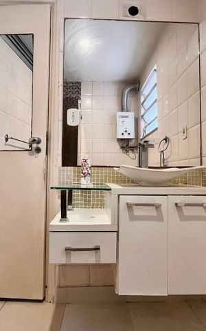 Apartamento para alugar com 159m², 3 quartos e 1 vaga