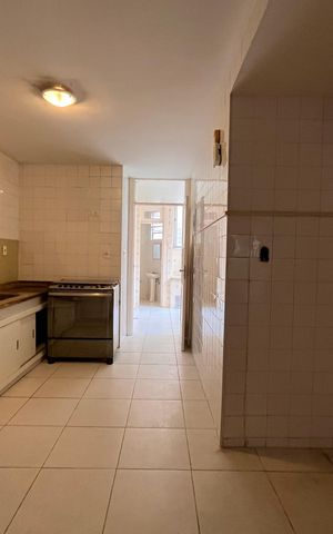 Apartamento para alugar com 159m², 3 quartos e 1 vaga