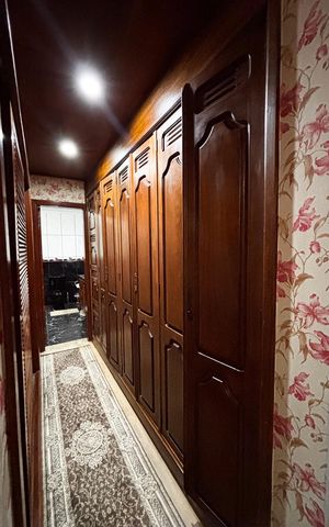 Casa à venda com 425m², 3 quartos e 4 vagas Casa à venda com 425m², 3 quartos e 4 vagasCloset da suíte 1