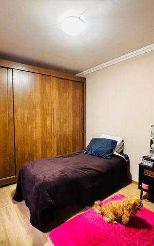 Casa à venda com 425m², 3 quartos e 4 vagas Casa à venda com 425m², 3 quartos e 4 vagasQuarto 2