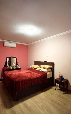 Casa à venda com 425m², 3 quartos e 4 vagas Casa à venda com 425m², 3 quartos e 4 vagasSuíte