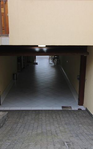 Casa à venda com 220m², 3 quartos e 4 vagasacesso a garagem