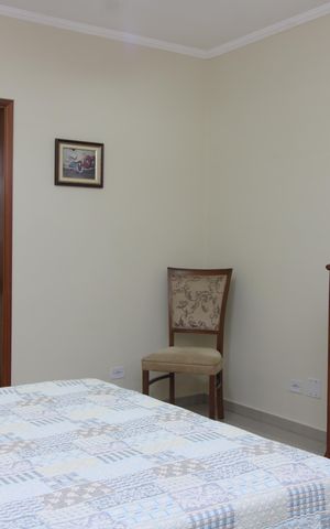 Casa à venda com 220m², 3 quartos e 4 vagasSuíte