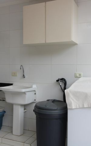 Casa à venda com 220m², 3 quartos e 4 vagasÁrea de Serviço