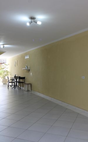 Casa à venda com 220m², 3 quartos e 4 vagasGaragem