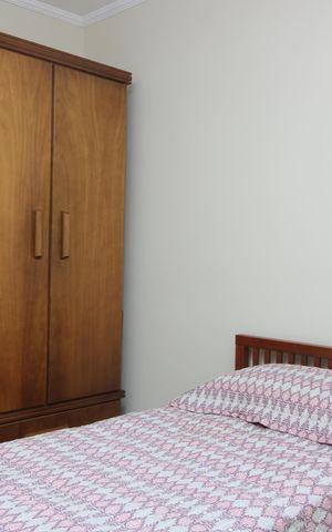 Casa à venda com 220m², 3 quartos e 4 vagasquarto 2