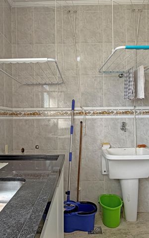 Apartamento para alugar com 96m², 2 quartos e 1 vagaCozinha e Área de Serviço