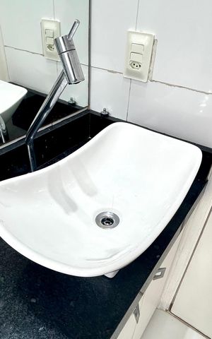 Apartamento para alugar com 45m², 2 quartos e 1 vaga Apartamento para alugar com 45m², 2 quartos e 1 vagaBanheiro