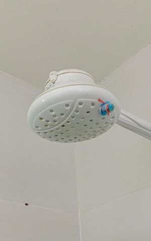 Casa de condomínio para alugar com 60m², 2 quartos e sem vaga Casa de condomínio para alugar com 60m², 2 quartos e sem vagaBanheiro