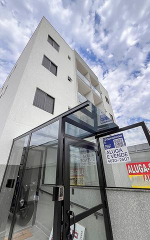 Apartamento para alugar com 44m², 2 quartos e 1 vagaFachada + plaquinha