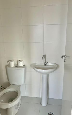 Apartamento à venda com 33m², 2 quartos e sem vaga Apartamento à venda com 33m², 2 quartos e sem vagaBanheiro
