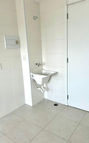 Apartamento à venda com 33m², 2 quartos e sem vaga Apartamento à venda com 33m², 2 quartos e sem vagaÁrea de serviço