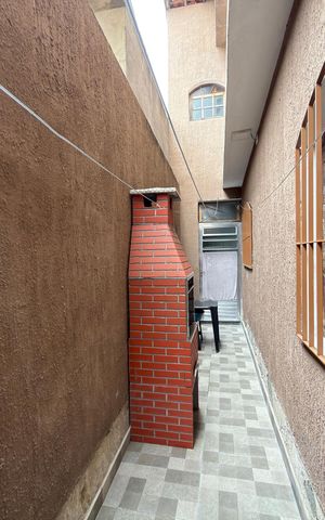 Casa à venda com 96m², 4 quartos e 2 vagas Casa à venda com 96m², 4 quartos e 2 vagasChurrasqueira