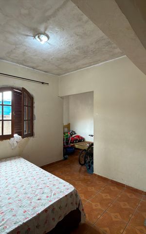 Casa à venda com 96m², 4 quartos e 2 vagas Casa à venda com 96m², 4 quartos e 2 vagasQuarto 4 - Suíte