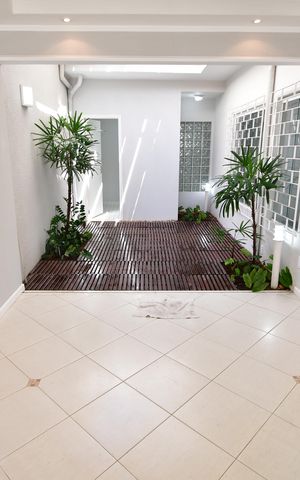 Casa à venda com 223m², 6 quartos e 3 vagasVaranda