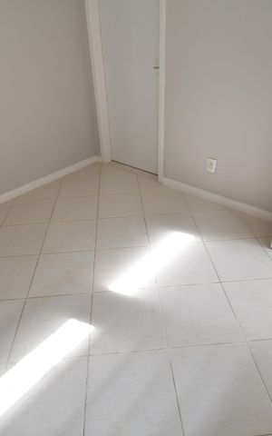 Casa à venda com 223m², 6 quartos e 3 vagasQuarto 5 - Suíte