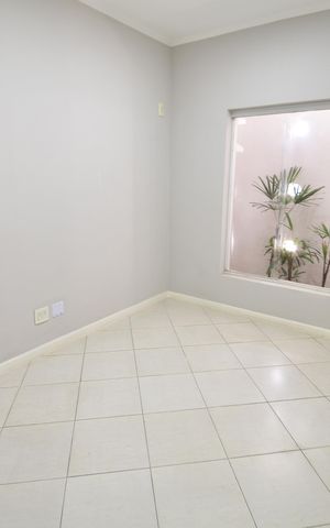 Casa à venda com 223m², 6 quartos e 3 vagasSala