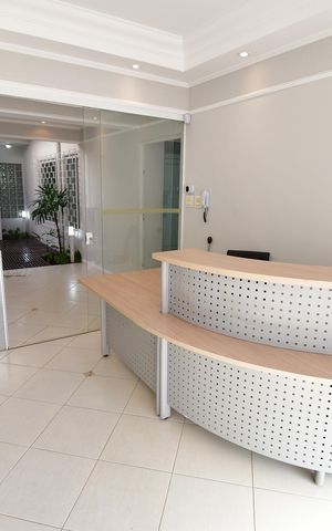 Casa à venda com 223m², 6 quartos e 3 vagasHall de entrada