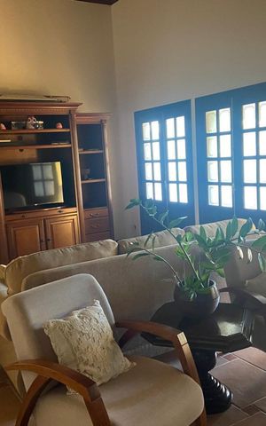 Casa para alugar com 2550m², 3 quartos e 4 vagas Casa para alugar com 2550m², 3 quartos e 4 vagasSala