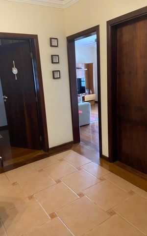 Casa para alugar com 2550m², 3 quartos e 4 vagas Casa para alugar com 2550m², 3 quartos e 4 vagasSala