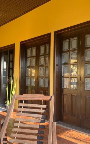 Casa para alugar com 2550m², 3 quartos e 4 vagas Casa para alugar com 2550m², 3 quartos e 4 vagasÁrea externa