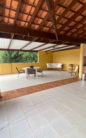 Casa para alugar com 2550m², 3 quartos e 4 vagas Casa para alugar com 2550m², 3 quartos e 4 vagasÁrea externa