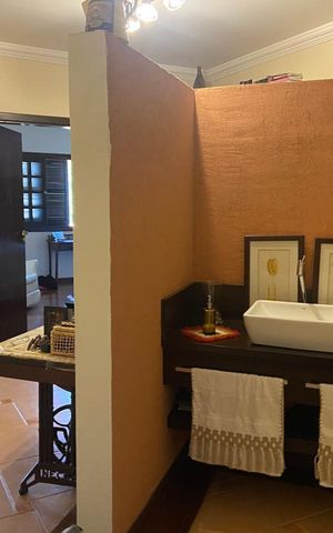 Casa para alugar com 2550m², 3 quartos e 4 vagas Casa para alugar com 2550m², 3 quartos e 4 vagasSala