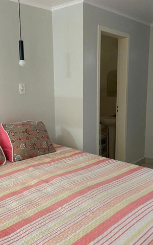 Casa para alugar com 2550m², 3 quartos e 4 vagas Casa para alugar com 2550m², 3 quartos e 4 vagasQuarto