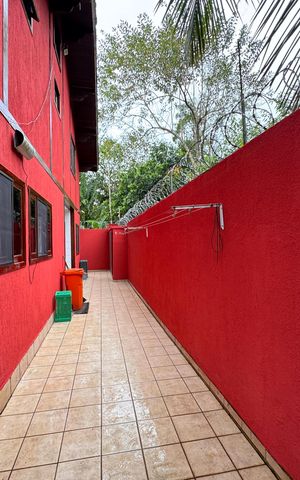 Casa de condomínio à venda com 400m², 6 quartos e 1 vaga Casa de condomínio à venda com 400m², 6 quartos e 1 vagaÁrea externa