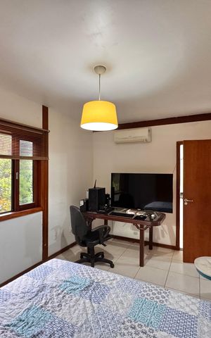 Casa de condomínio à venda com 400m², 6 quartos e 1 vaga Casa de condomínio à venda com 400m², 6 quartos e 1 vagaSuíte 4
