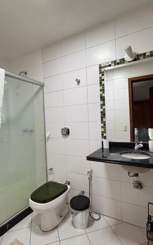 Casa de condomínio à venda com 400m², 6 quartos e 1 vaga Casa de condomínio à venda com 400m², 6 quartos e 1 vagaSuíte 4 - Banheiro