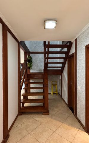 Casa de condomínio à venda com 400m², 6 quartos e 1 vaga Casa de condomínio à venda com 400m², 6 quartos e 1 vagaSala